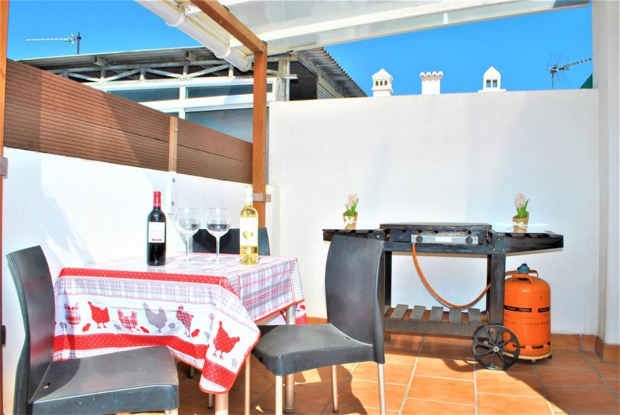 Apartamento Veronica H Malaga Exterior photo