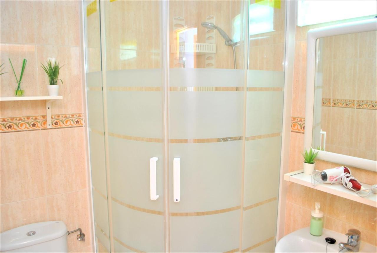 Apartamento Veronica H Malaga Exterior photo